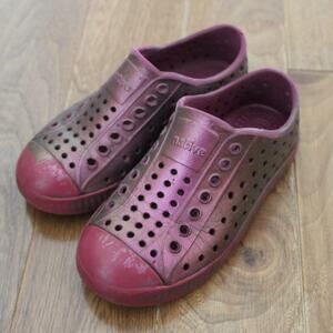 Native Jefferson Iridescent Purple Slip‎ On Shoes Kids Size 8